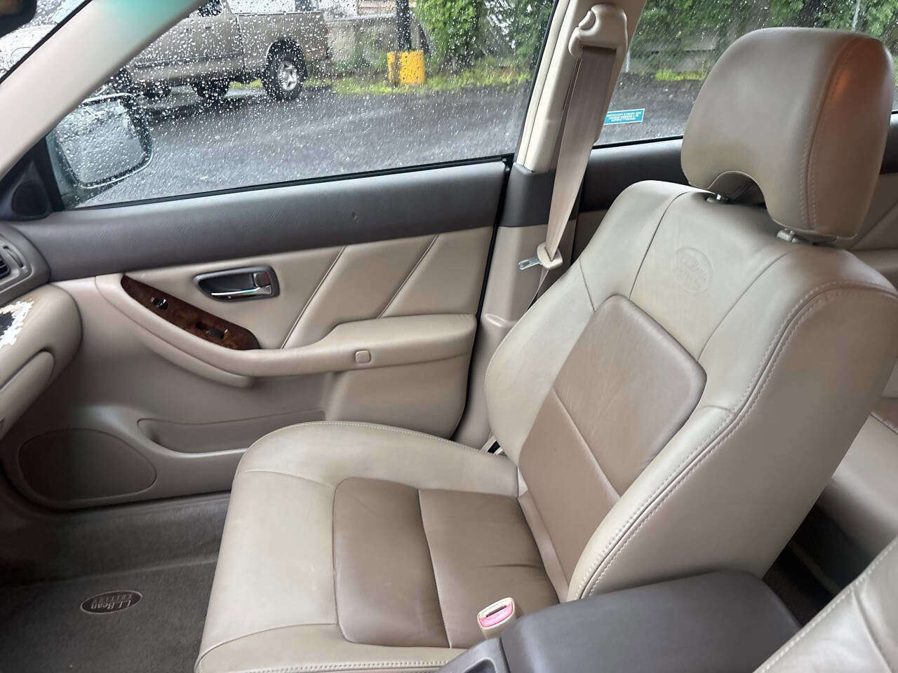 Used 2001 Subaru Outback H6 L.L. Bean Edition AWD/4WD image 13