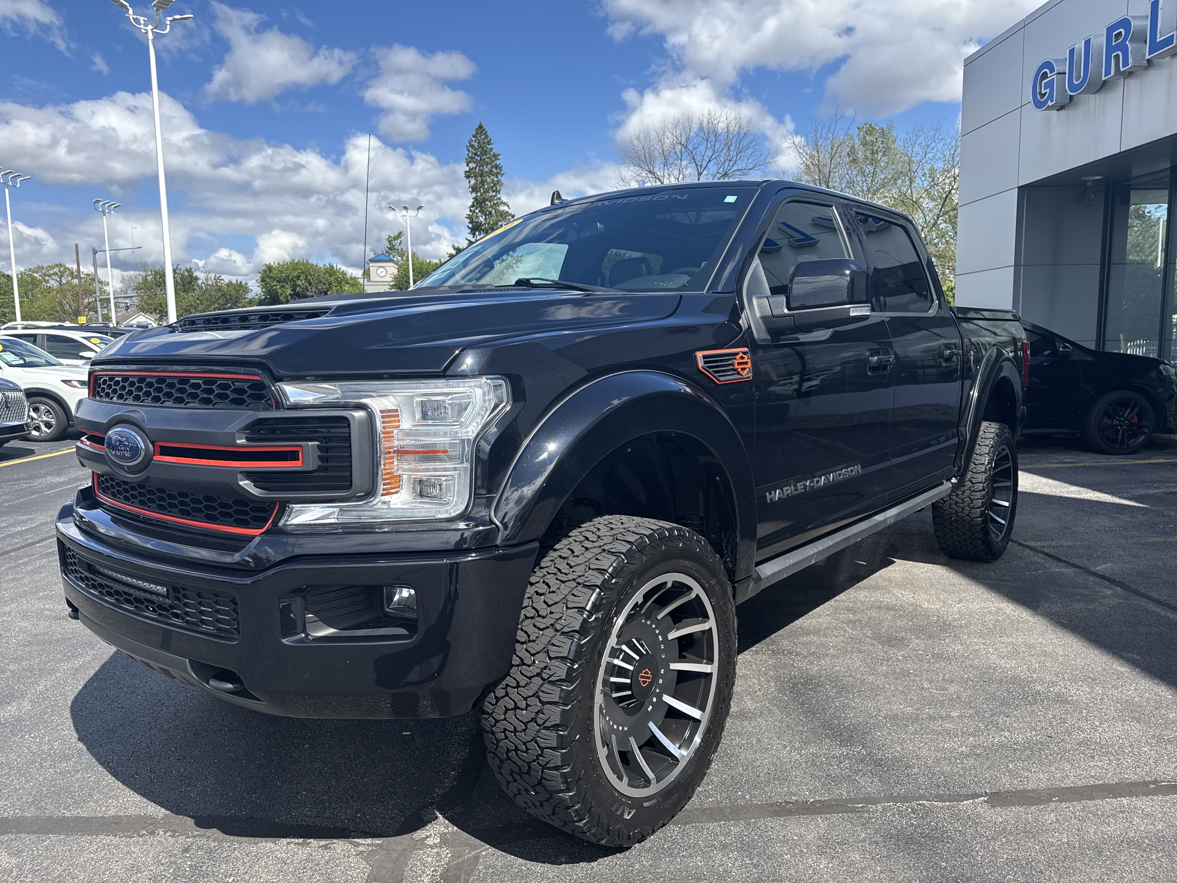 Used 2019 Ford F150 Lariat w/ Equipment Group 502A Luxury AWD/4WD image 8