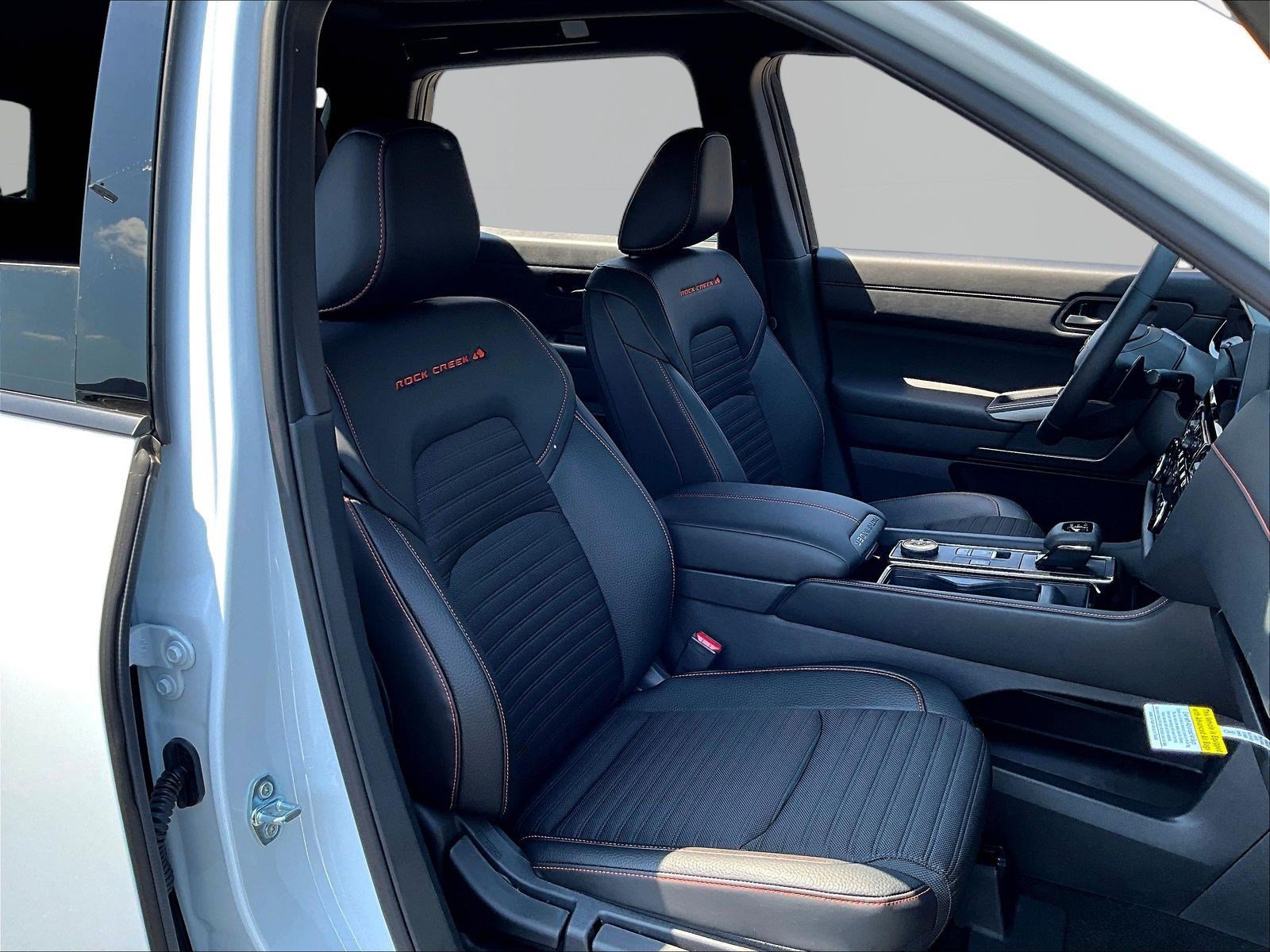 New 2026 Nissan Pathfinder Rock Creek w/ Rock Creek Premium Package AWD/4WD image 19
