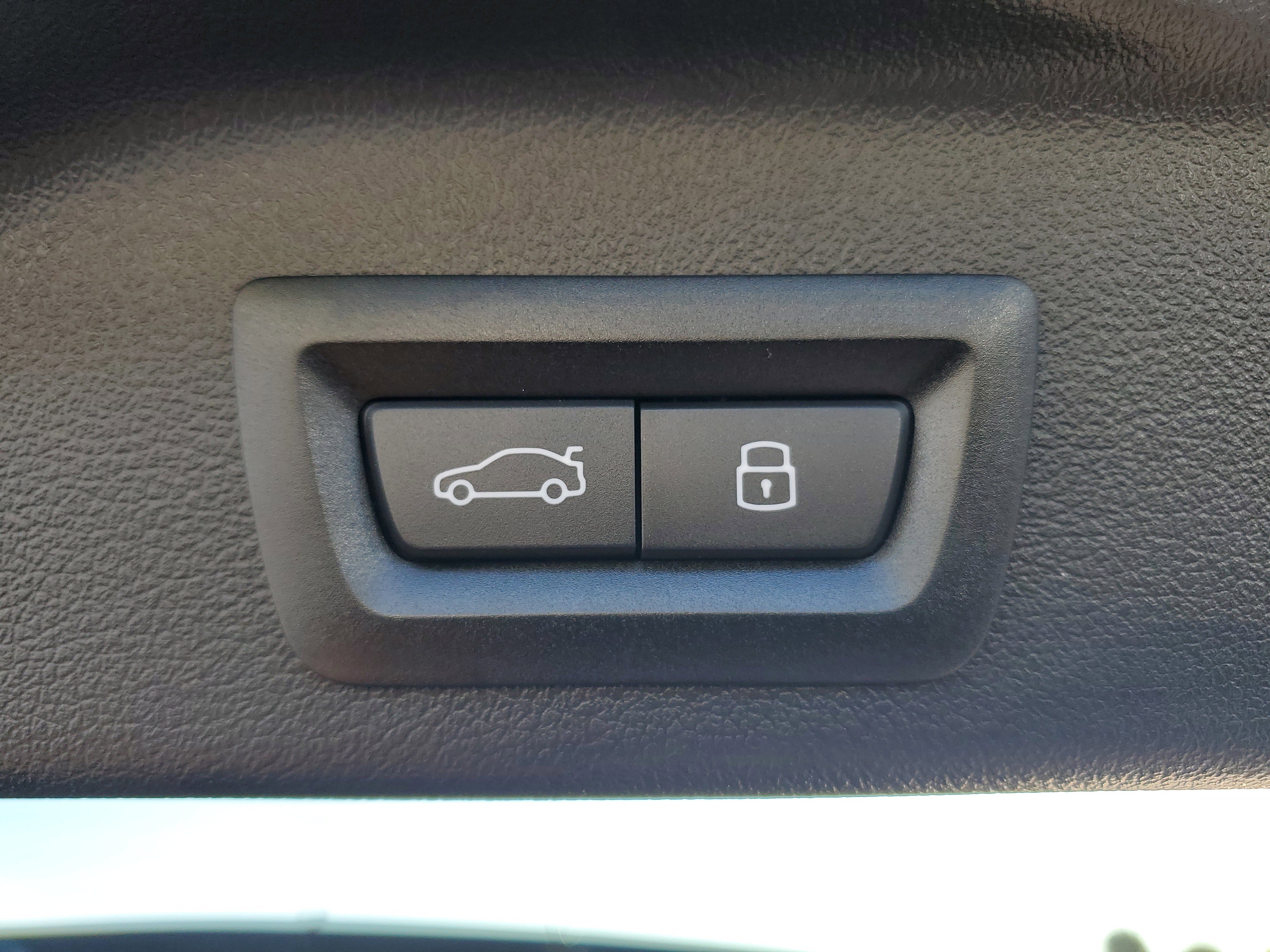 New 2026 BMW X5 xDrive40i w/ M Sport Package image 9