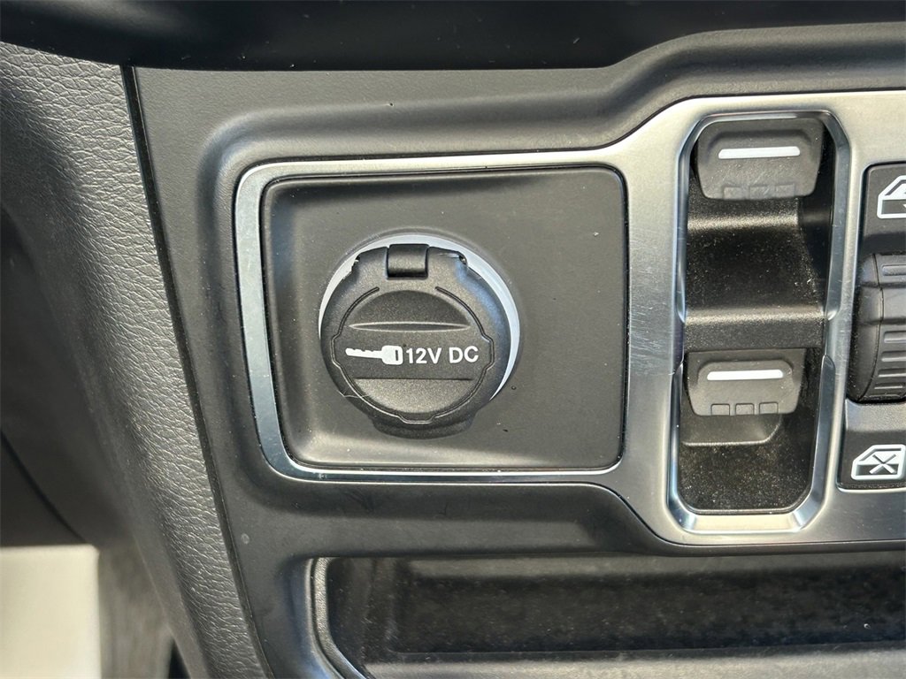 Used 2022 Jeep Wrangler Unlimited Sport image 22