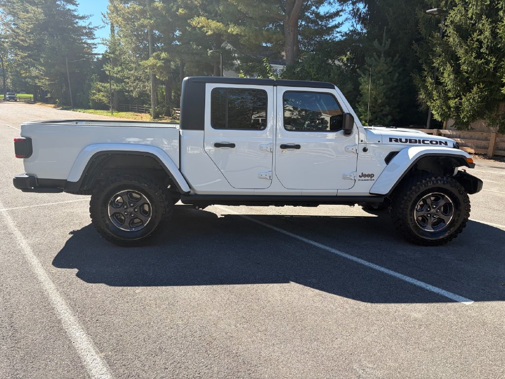 Used 2023 Jeep Gladiator Rubicon w/ LED Lighting Group AWD/4WD image 8