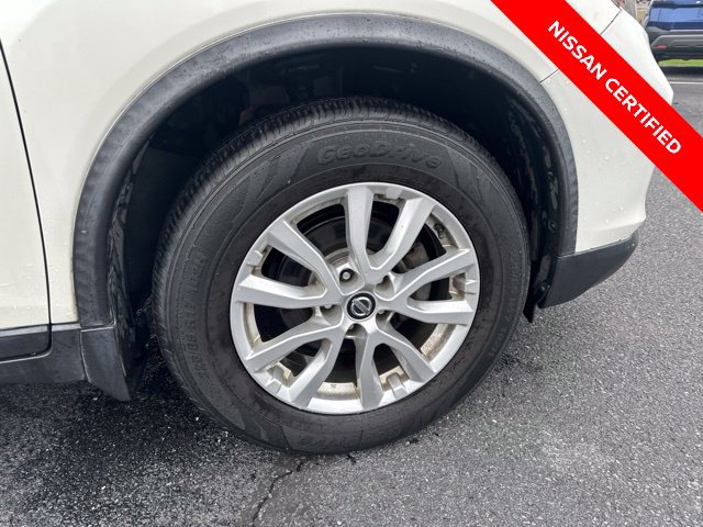 Used 2017 Nissan Rogue SV AWD/4WD image 10