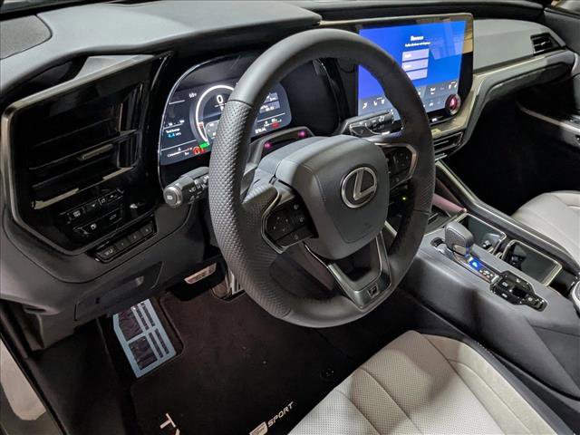 New 2026 Lexus TX 500h AWD image 3