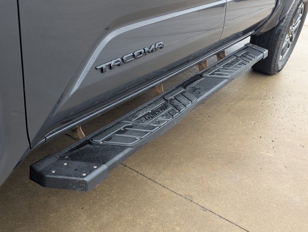 Used 2024 Toyota Tacoma TRD Sport w/ TRD Sport Upgrade Package image 13