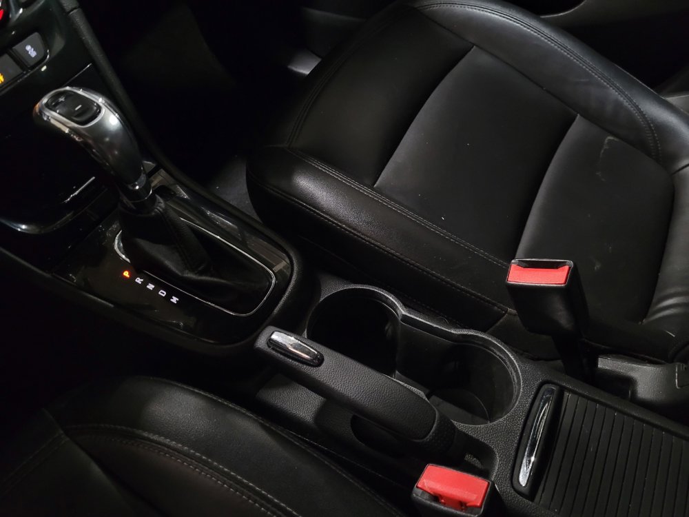 Used 2018 Buick Encore Essence image 26