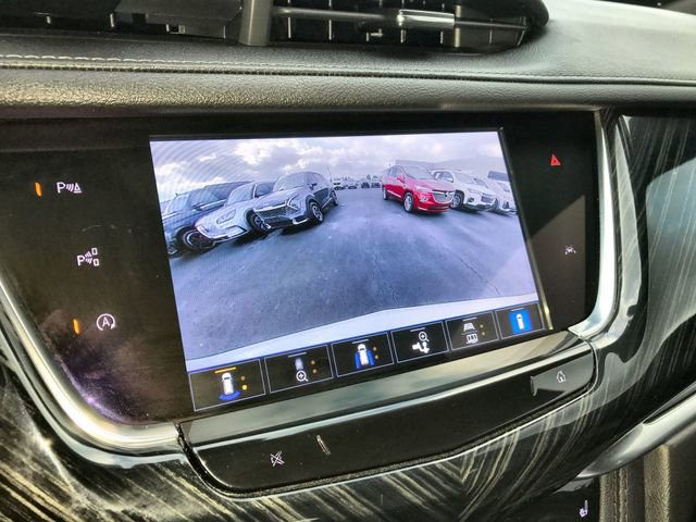 Used 2023 Cadillac XT6 Premium Luxury image 17