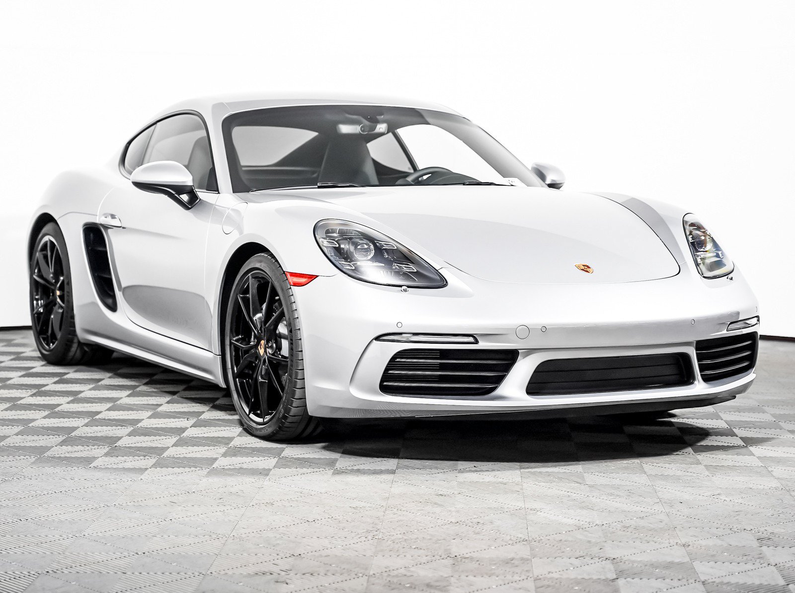 Certified 2025 Porsche 718 Cayman RWD image 7