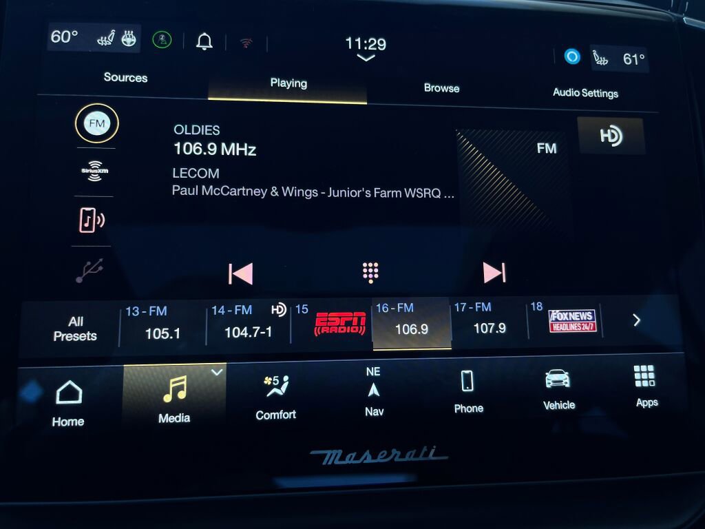 Used 2021 Maserati Ghibli S image 18