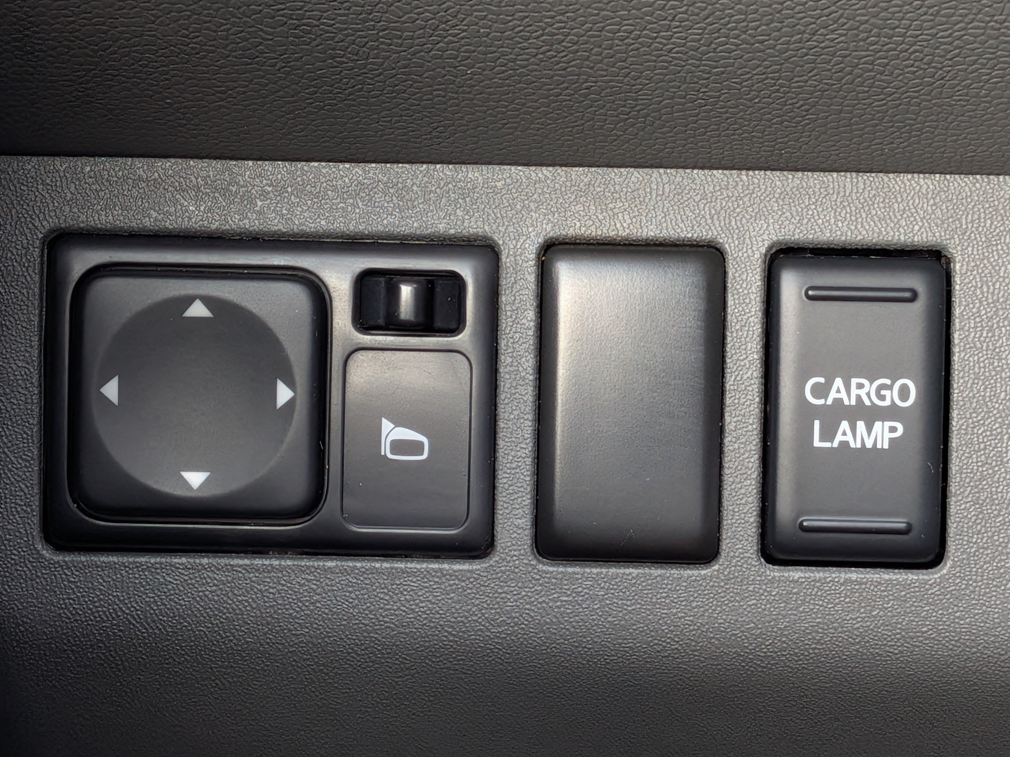 Used 2019 Nissan Frontier SL RWD image 24