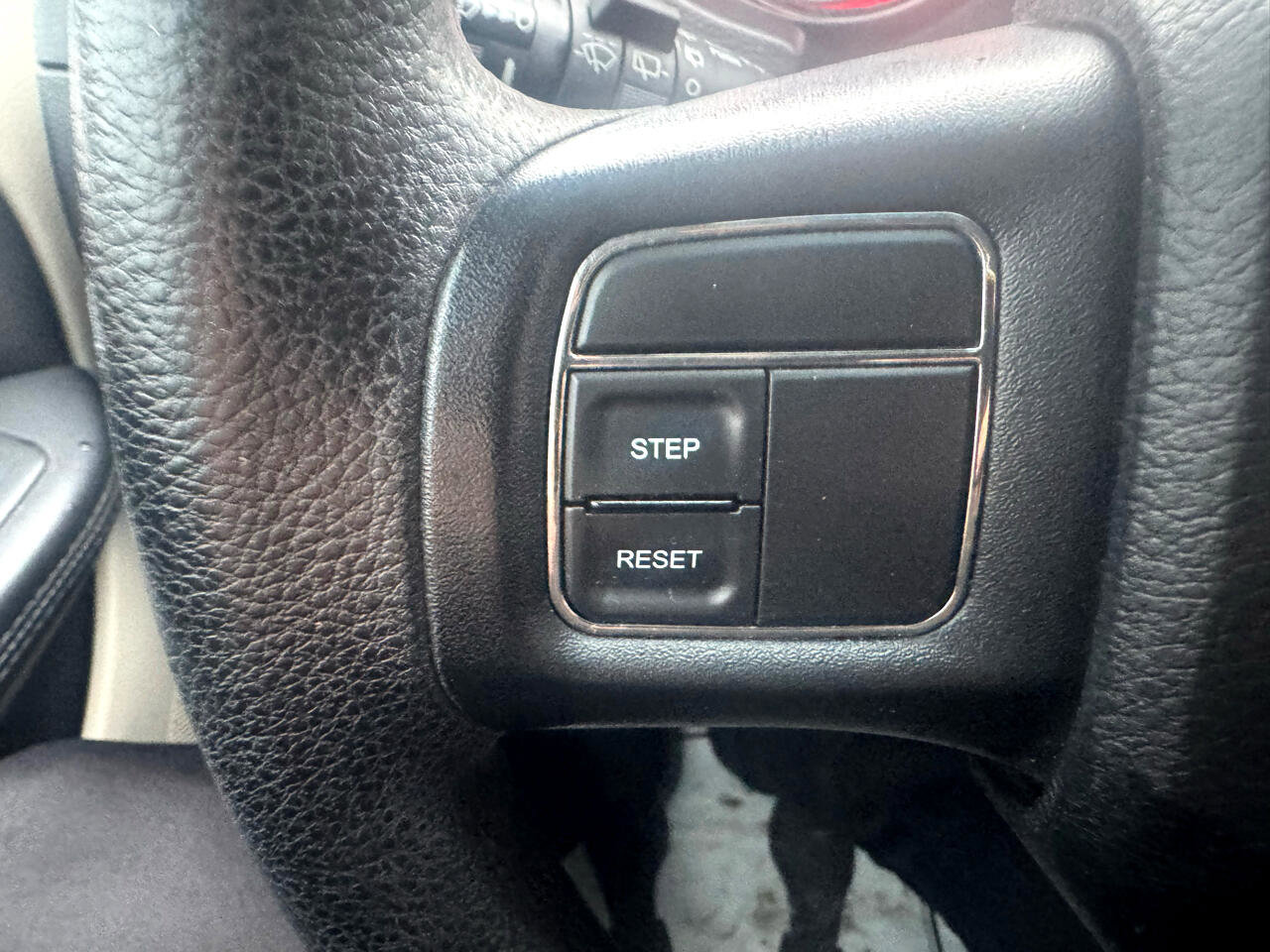 Used 2014 Dodge Grand Caravan SXT image 16