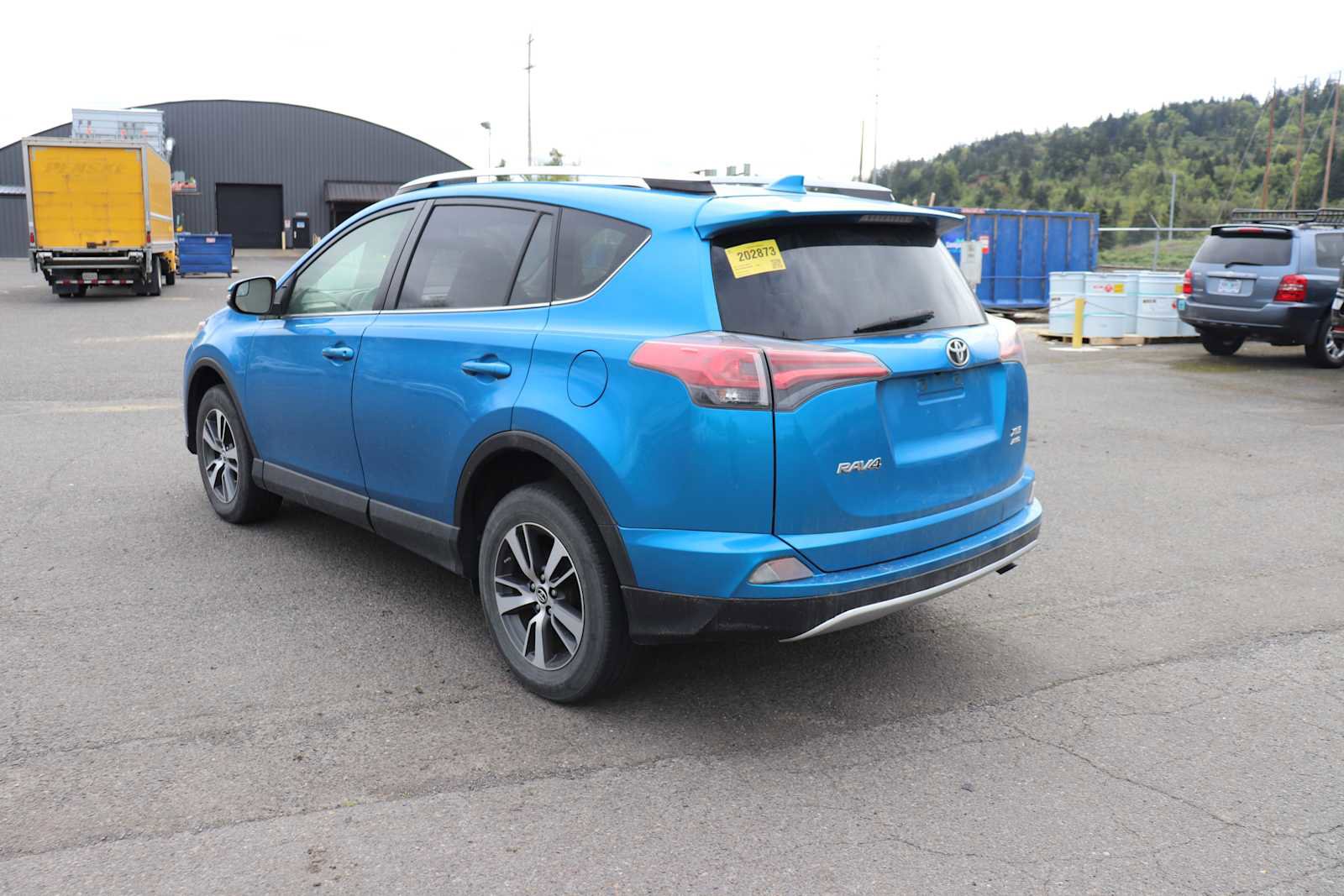 Certified 2016 Toyota RAV4 XLE AWD/4WD image 7