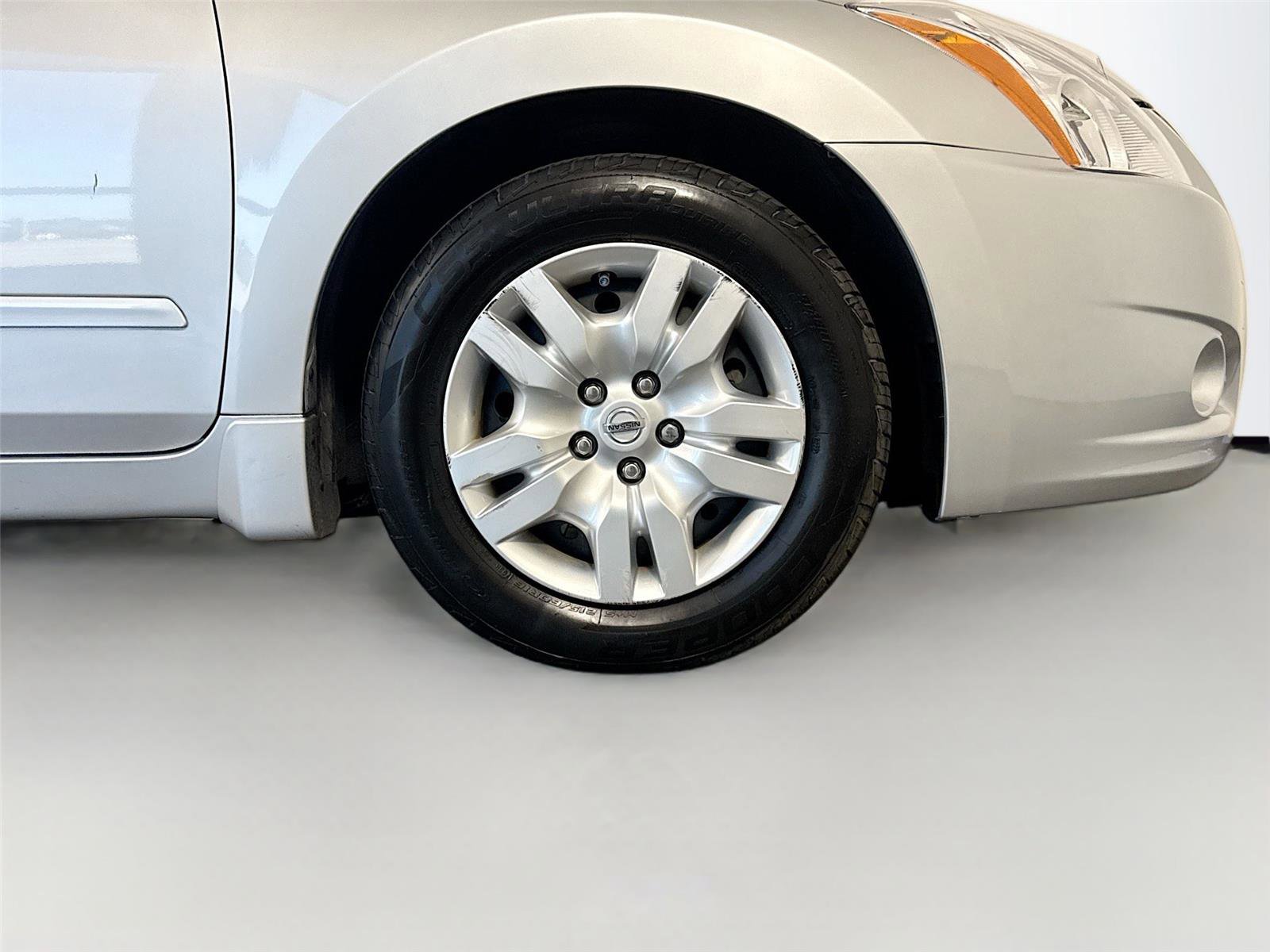 Used 2012 Nissan Altima 2.5 S FWD image 33