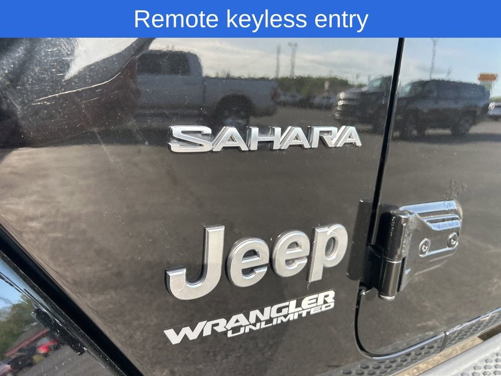 Used 2018 Jeep Wrangler Unlimited Sahara image 8