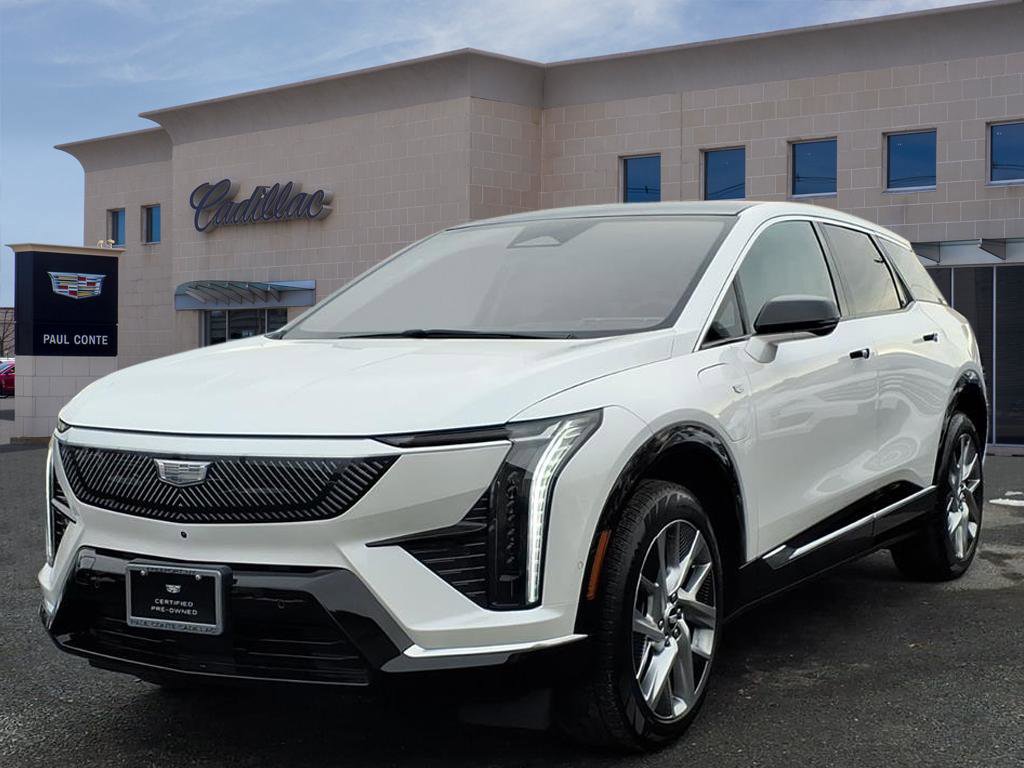 Certified 2025 Cadillac Optiq Luxury 1 w/ LPO, Floor Liner Package image 1