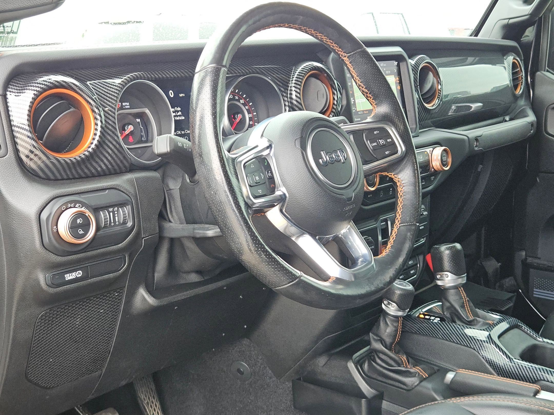 Used 2020 Jeep Gladiator Mojave AWD/4WD image 10