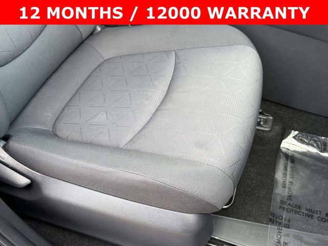 Used 2019 Toyota RAV4 XLE w/ Convenience Package image 9