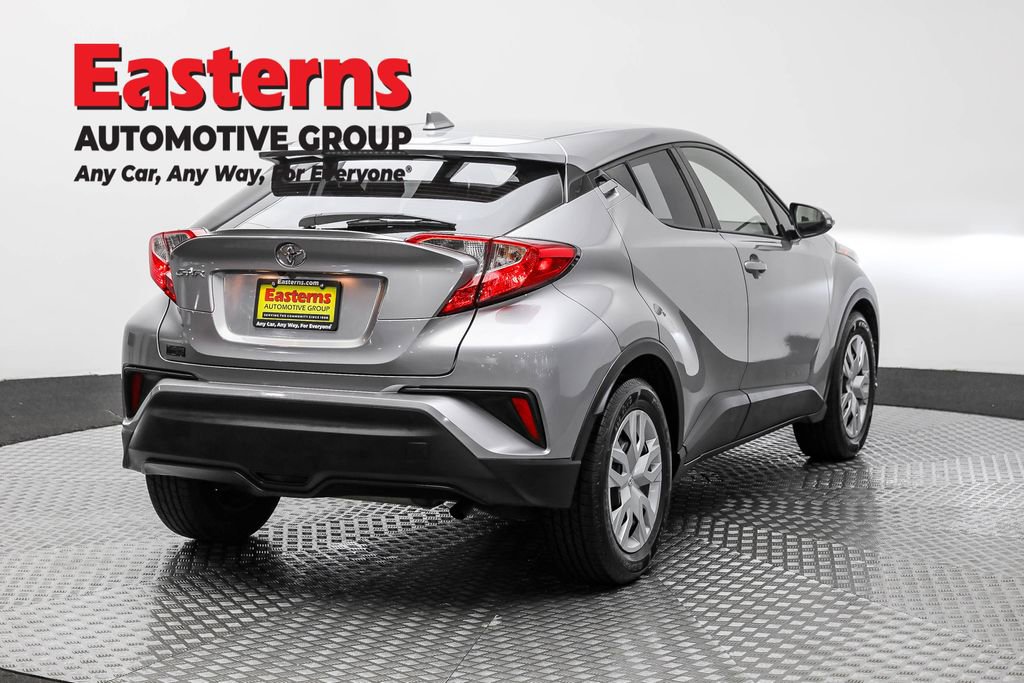 Used 2020 Toyota C-HR LE image 5