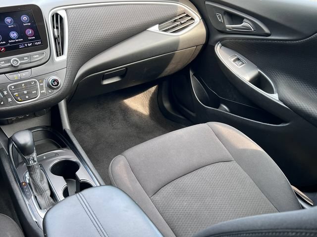Used 2023 Chevrolet Malibu LT w/ Sport Edition FWD image 26
