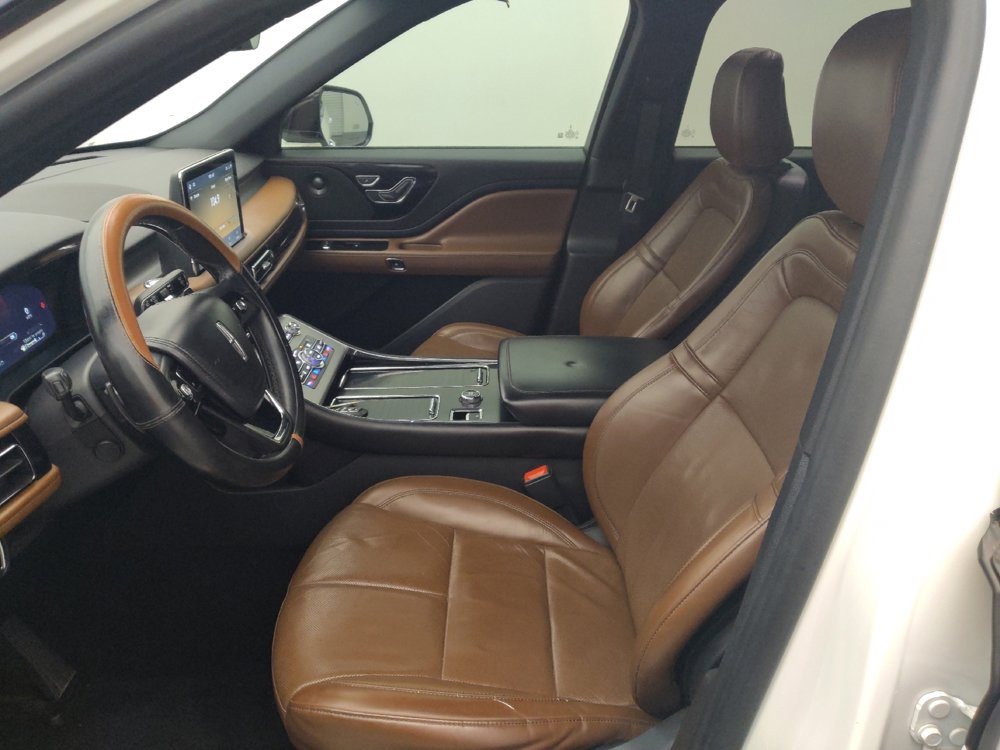Used 2020 Lincoln Aviator Reserve w/ Elements Package Plus image 17