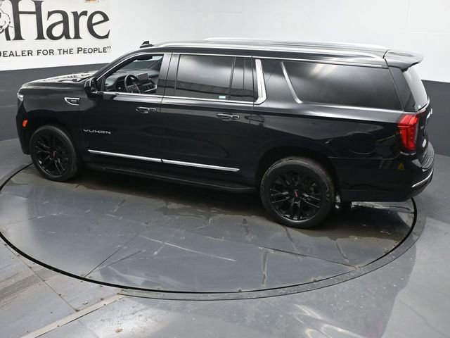 Used 2023 GMC Yukon XL SLT image 44