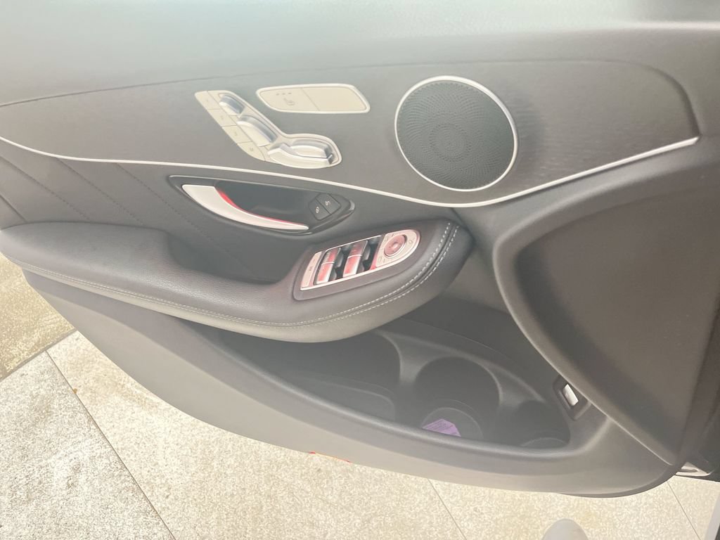 Used 2022 Mercedes-Benz GLC 300 4MATIC image 13