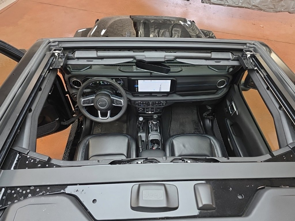 Used 2024 Jeep Wrangler High Altitude image 23