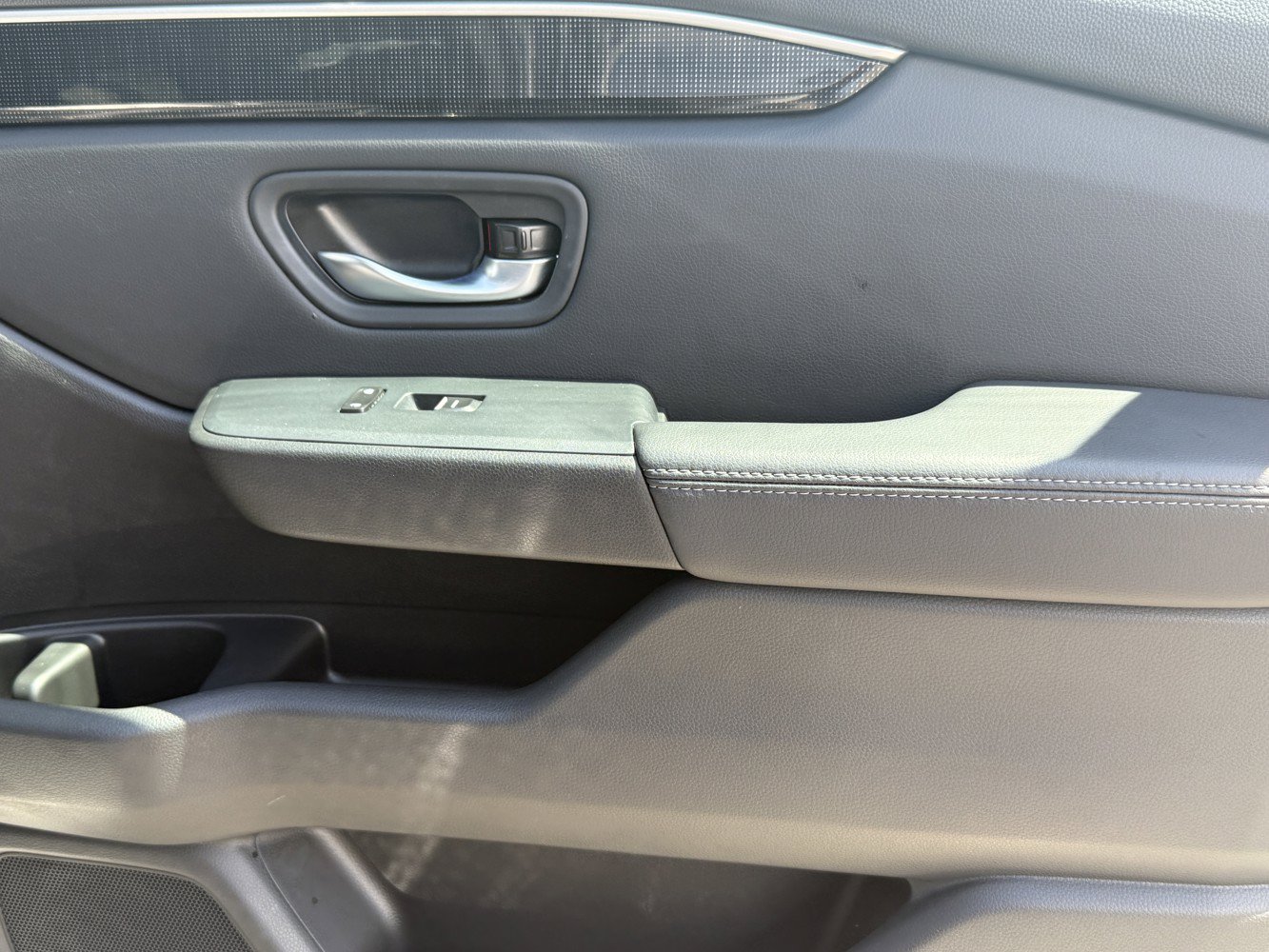 Certified 2025 Honda Pilot Elite image 29