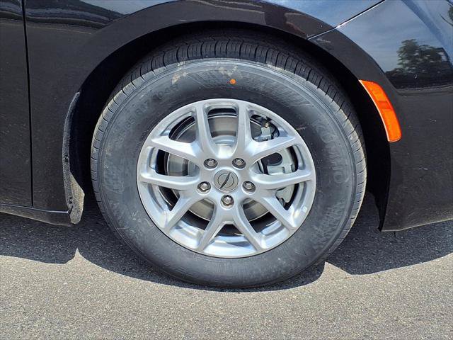 Certified 2023 Chrysler Voyager LX FWD image 24