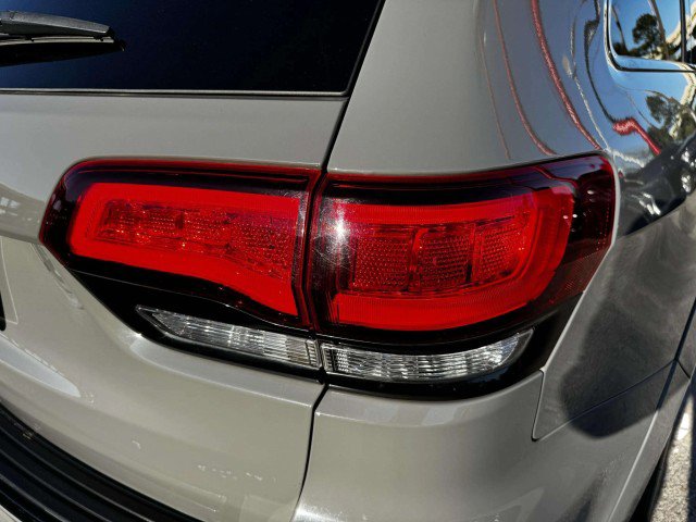 Used 2021 Jeep Grand Cherokee Trackhawk image 17