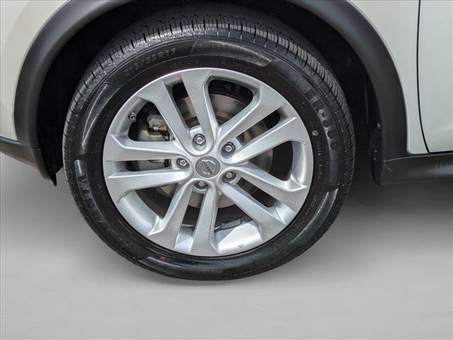 Used 2016 Nissan Juke S image 22