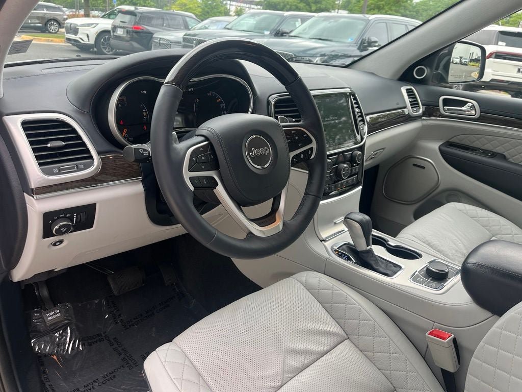 Used 2021 Jeep Grand Cherokee Summit AWD/4WD image 26