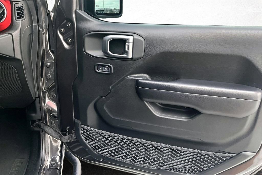 Used 2019 Jeep Wrangler Unlimited Rubicon w/ Cold Weather Group image 28