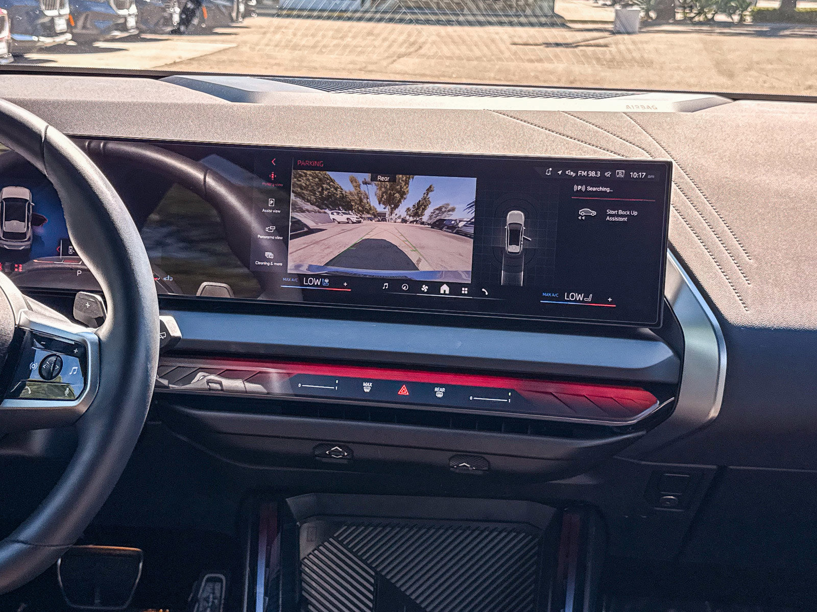 Certified 2025 BMW X3 xDrive30i w/ M Sport Package AWD/4WD image 13