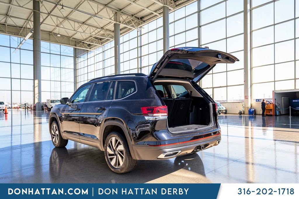 Used 2025 Volkswagen Atlas SE AWD/4WD image 28