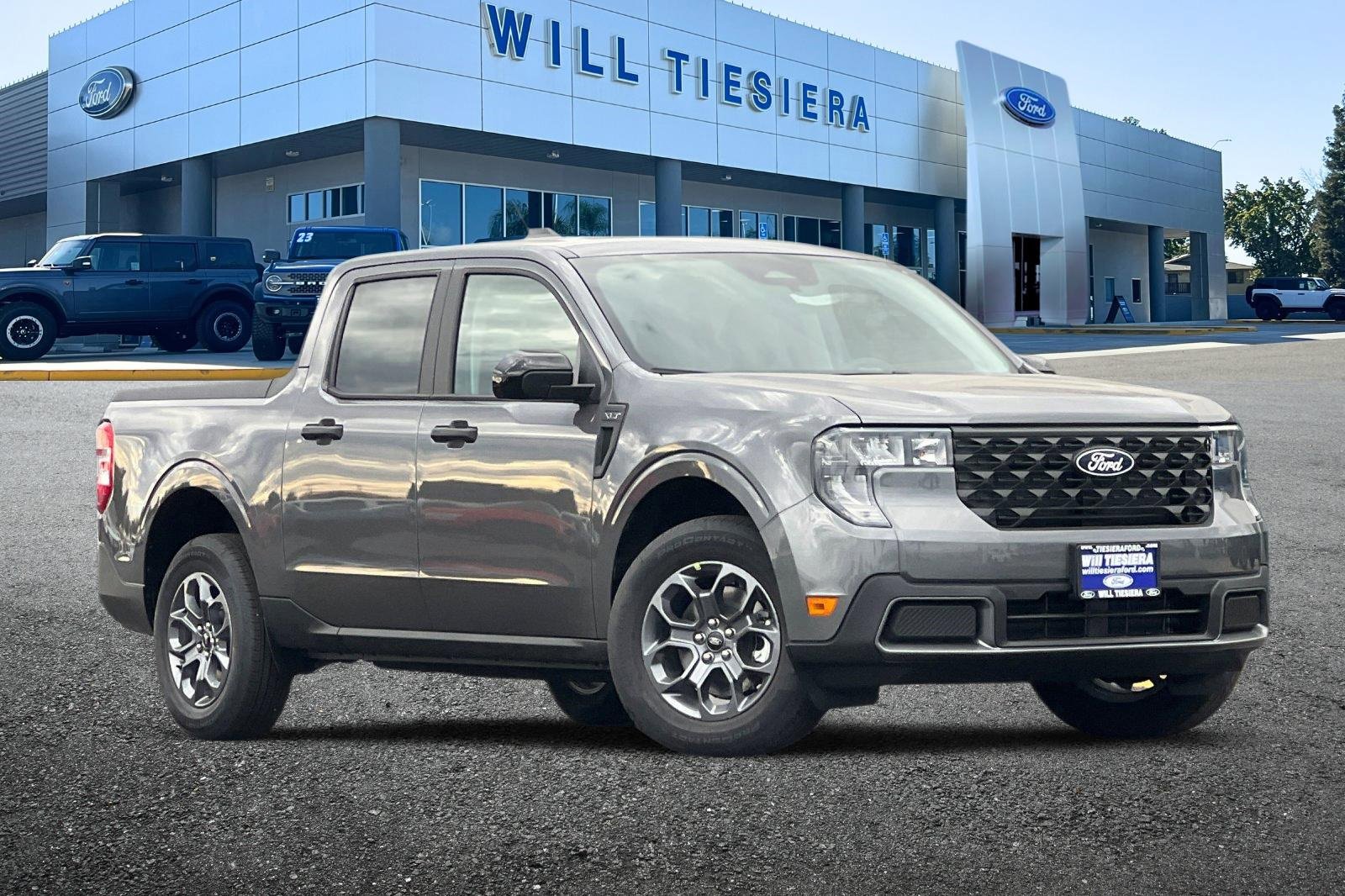 New 2025 Ford Maverick XLT w/ Equipment Group 301A image 2