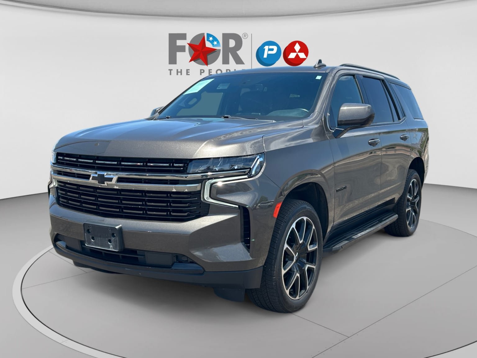 Used 2021 Chevrolet Tahoe RST w/ Rear Media and Nav Package AWD/4WD image 1