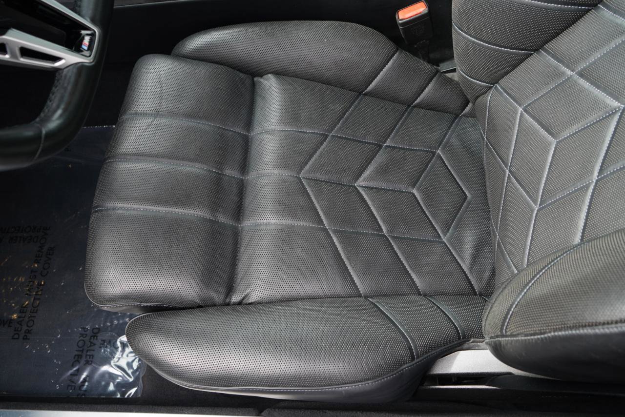 Used 2023 BMW 760i xDrive w/ Executive Package image 20