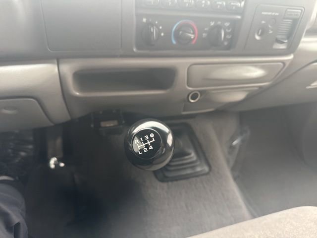 Used 2000 Ford F350 XLT image 30