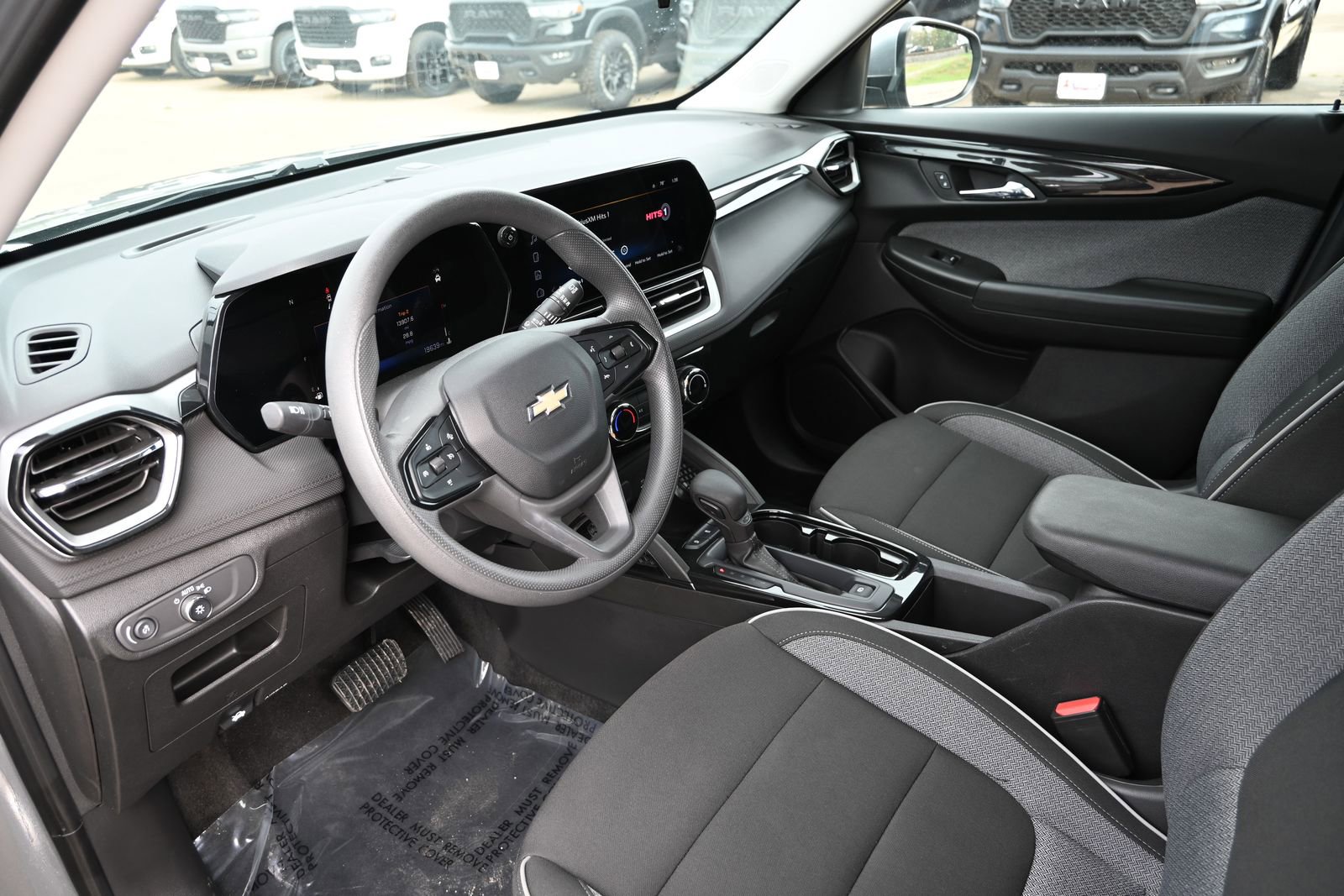 Used 2025 Chevrolet TrailBlazer LT image 10