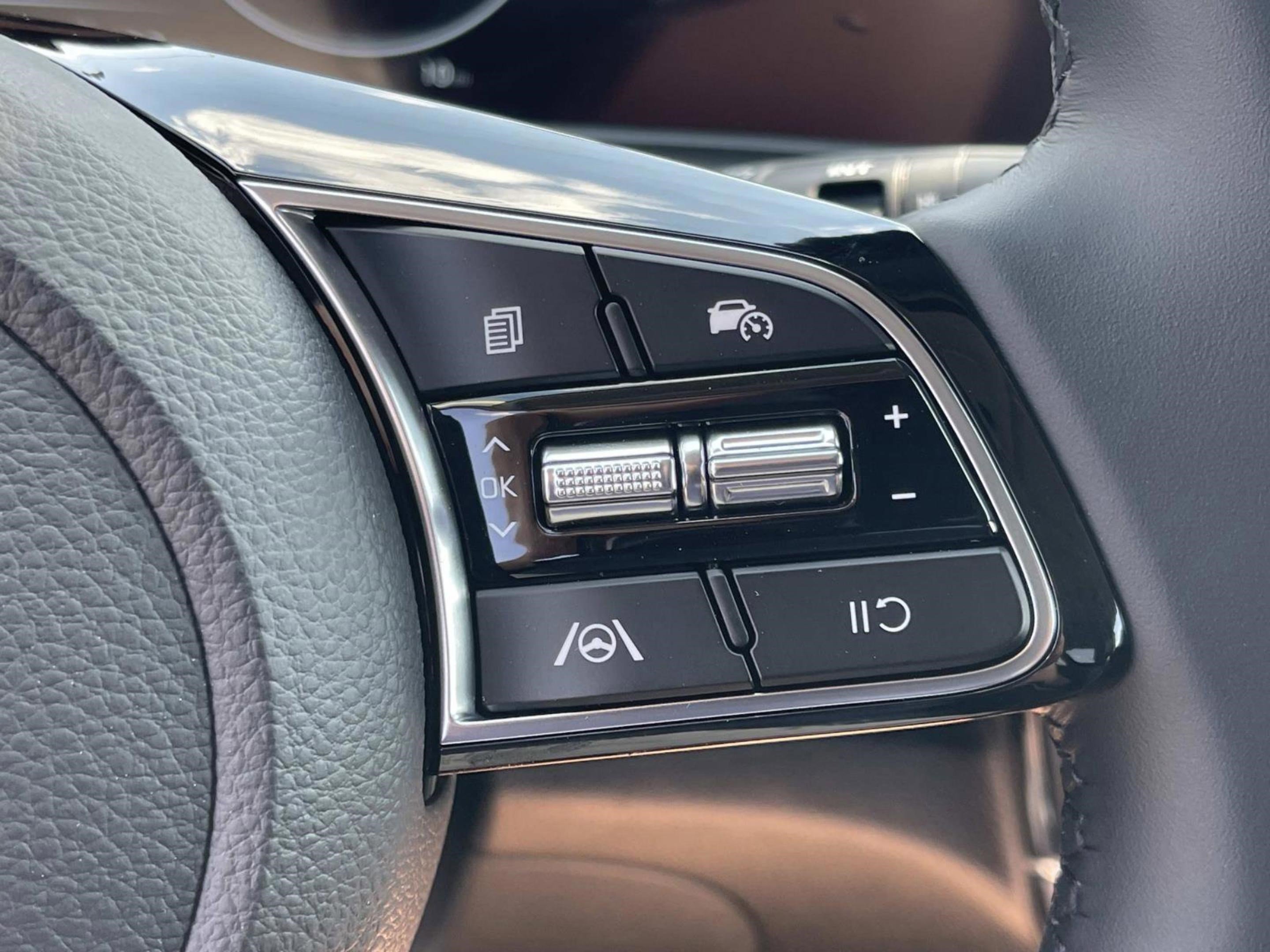 New 2026 Kia Seltos EX image 33