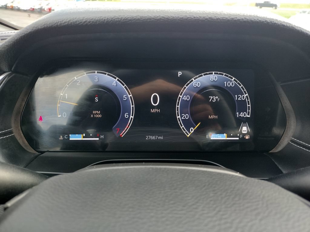 Used 2025 Jeep Grand Cherokee Altitude AWD/4WD image 19