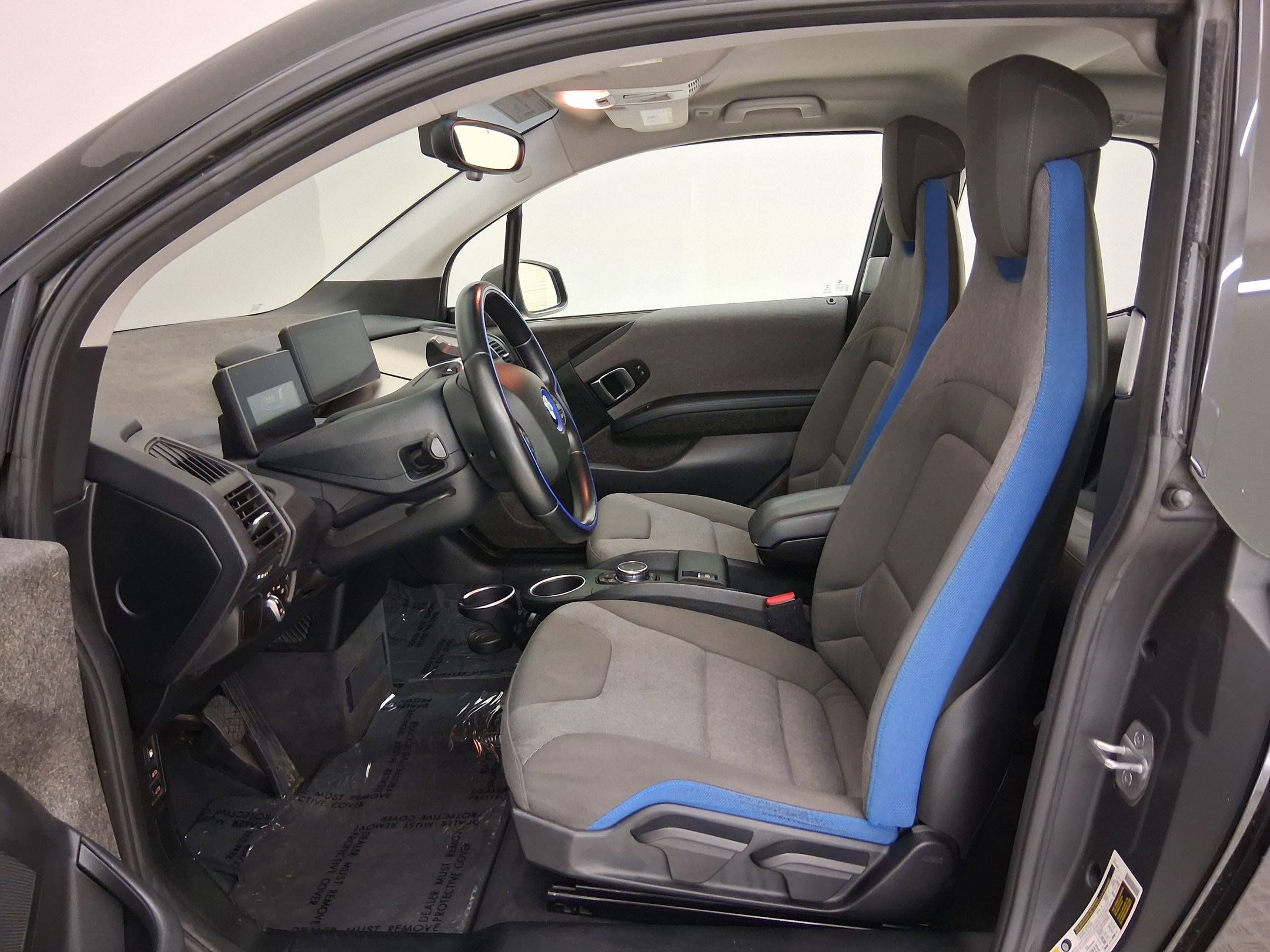 Used 2016 BMW i3 4dr HB w/Range Extender image 3