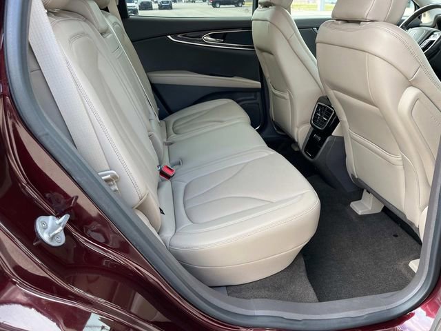 Used 2022 Lincoln Nautilus Reserve image 23