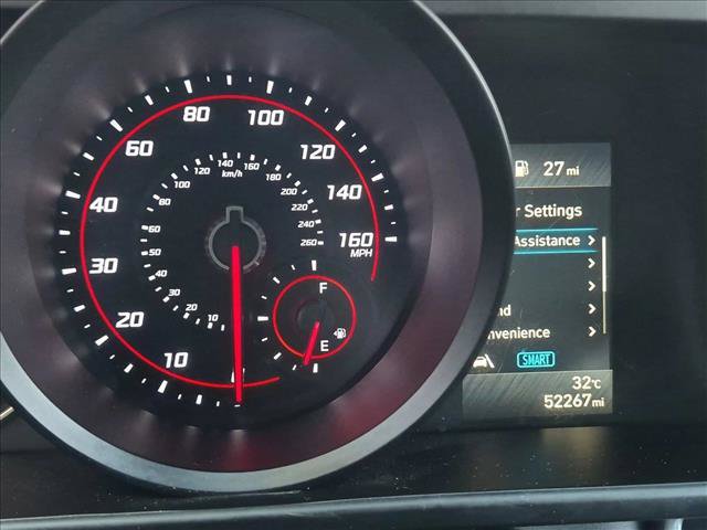 Used 2021 Hyundai Elantra SEL FWD image 11