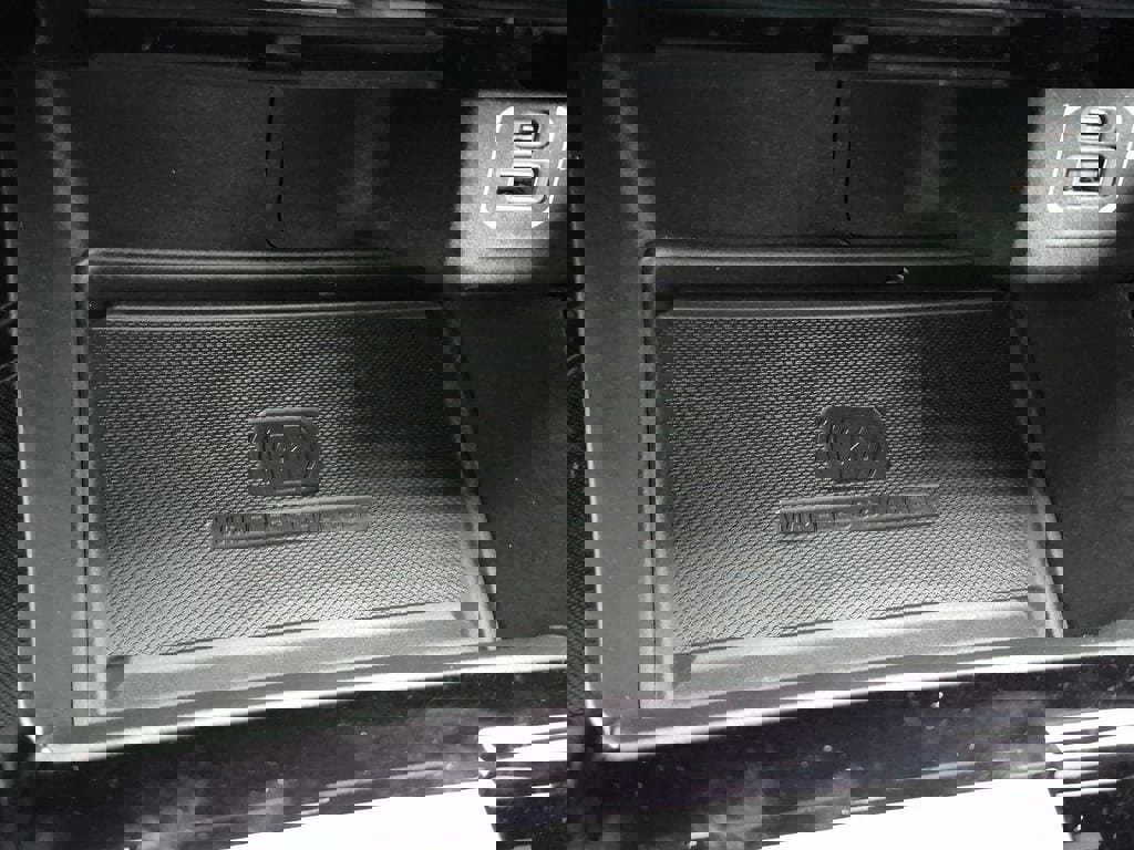 New 2026 Jeep Compass Latitude image 25