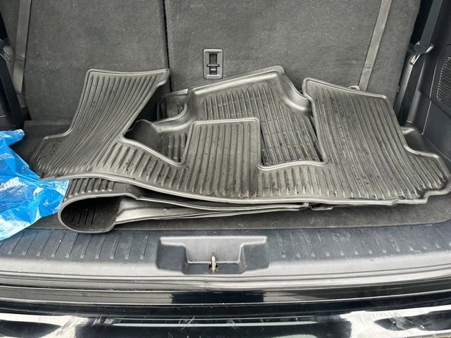 Used 2021 Toyota Highlander L image 17