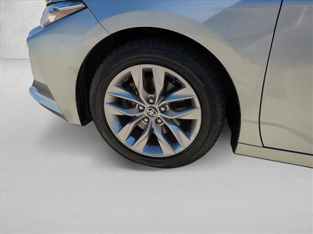 Certified 2021 Toyota Avalon XLE FWD image 23