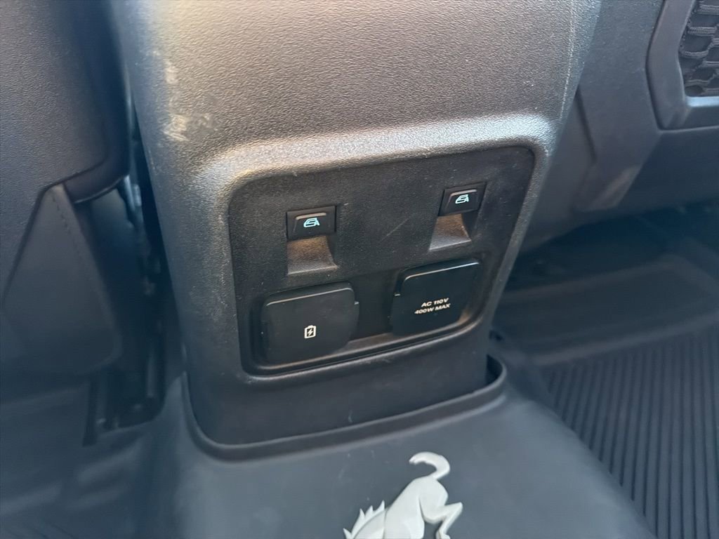 Used 2022 Ford Bronco Badlands image 36