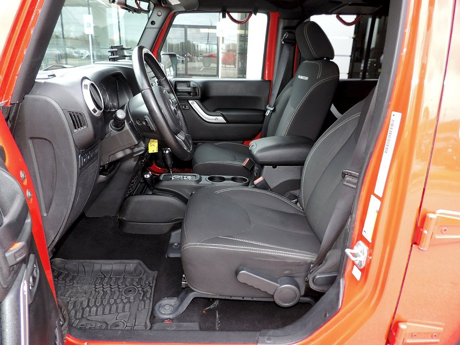 Used 2016 Jeep Wrangler Unlimited Rubicon AWD/4WD image 18